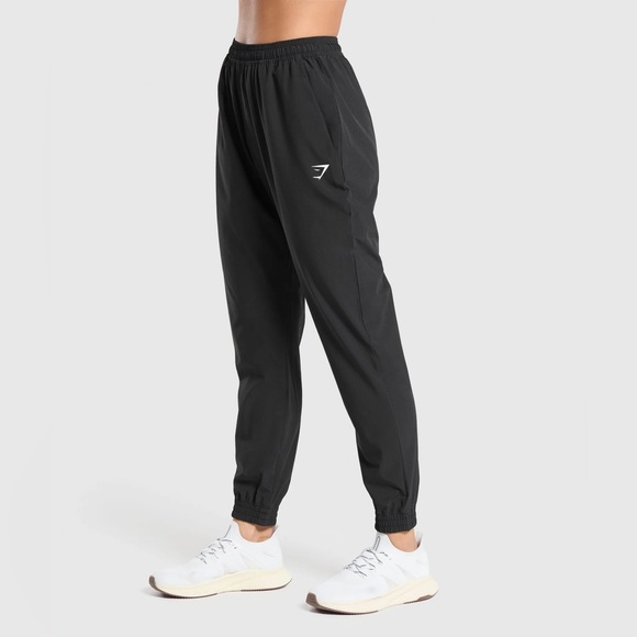 Gymshark Woven High Rise Joggers - Picture 2 of 6